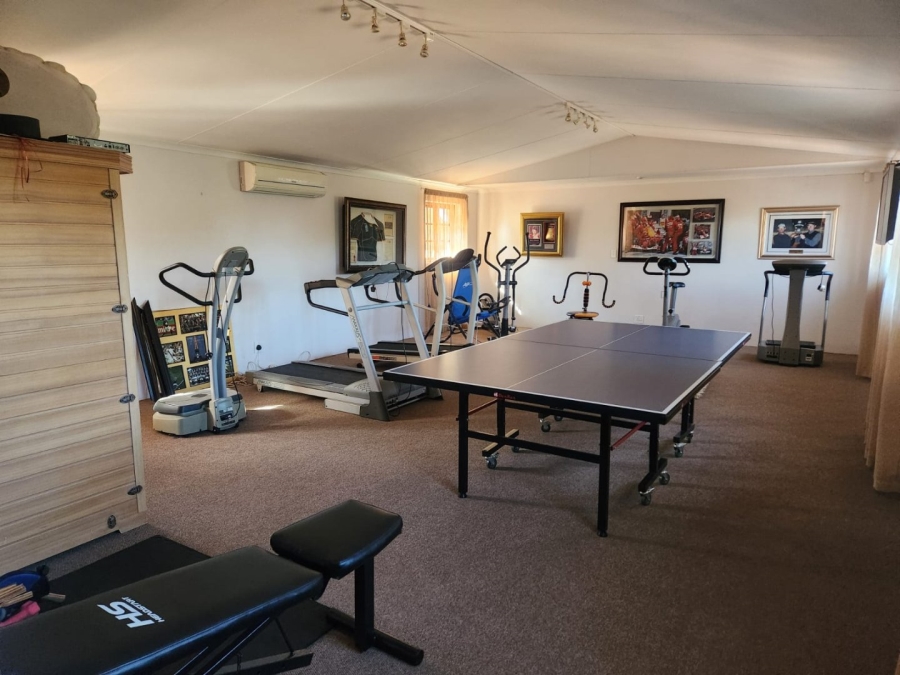 4 Bedroom Property for Sale in Wilkoppies North West